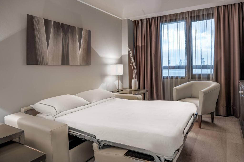Posteľ alebo postele v izbe v ubytovaní AC Hotel Iberia Las Palmas by Marriott