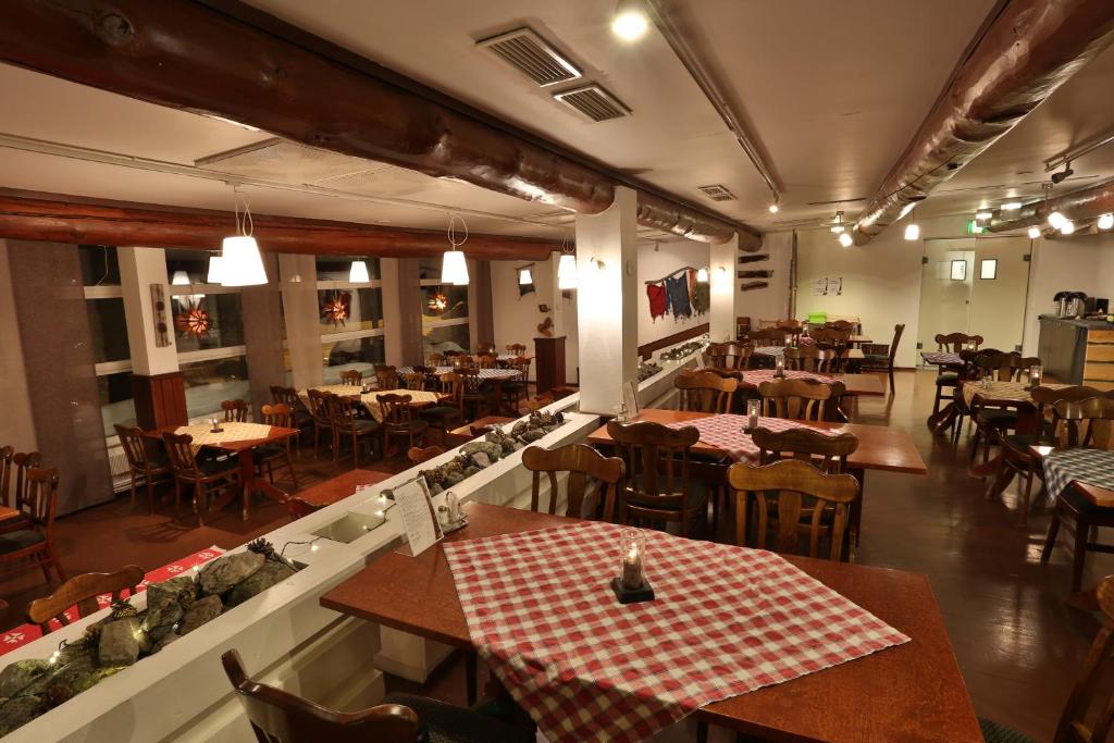 Restaurace v ubytování Ylläs Lake Hotel