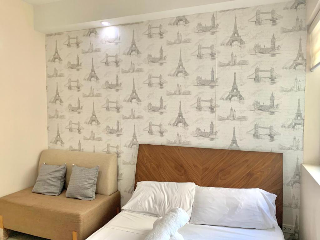The Persimmon Studios Near Ayala and SM City Cebu - Studio With Pool View