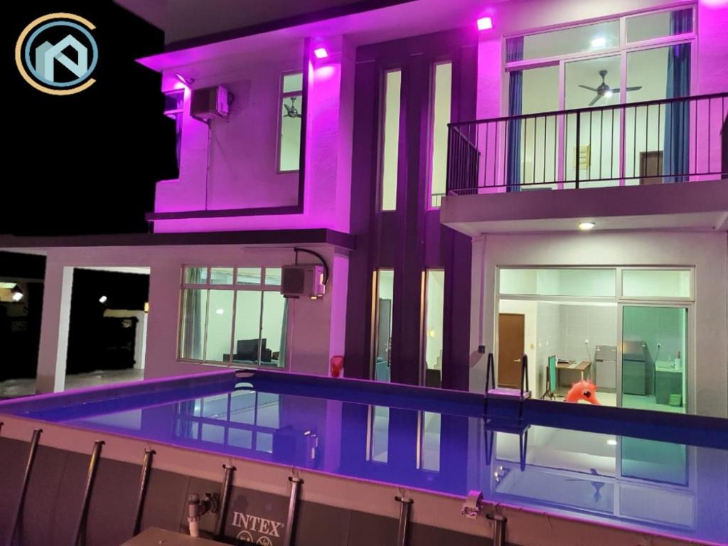 Bazén v ubytování [OFFICIAL] Desaru Villa Resort @ Arcadia nebo v jeho okolí