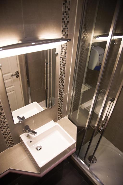 Hotel La Petite Rosa - Resim 39