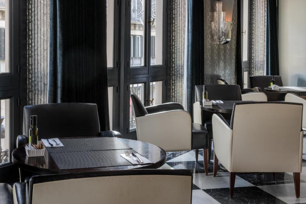 Hotel Larios Málaga - Resim 10