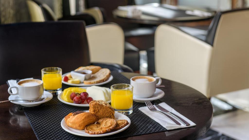 Hotel Larios Málaga - Resim 9