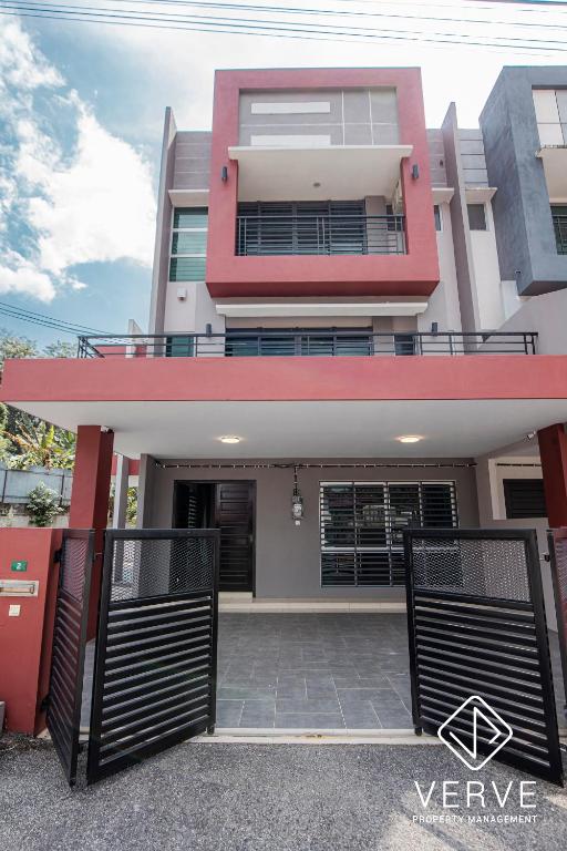 Ipoh MJ Boutique House by Verve (20pax) EECH79 - Six-Bedroom House