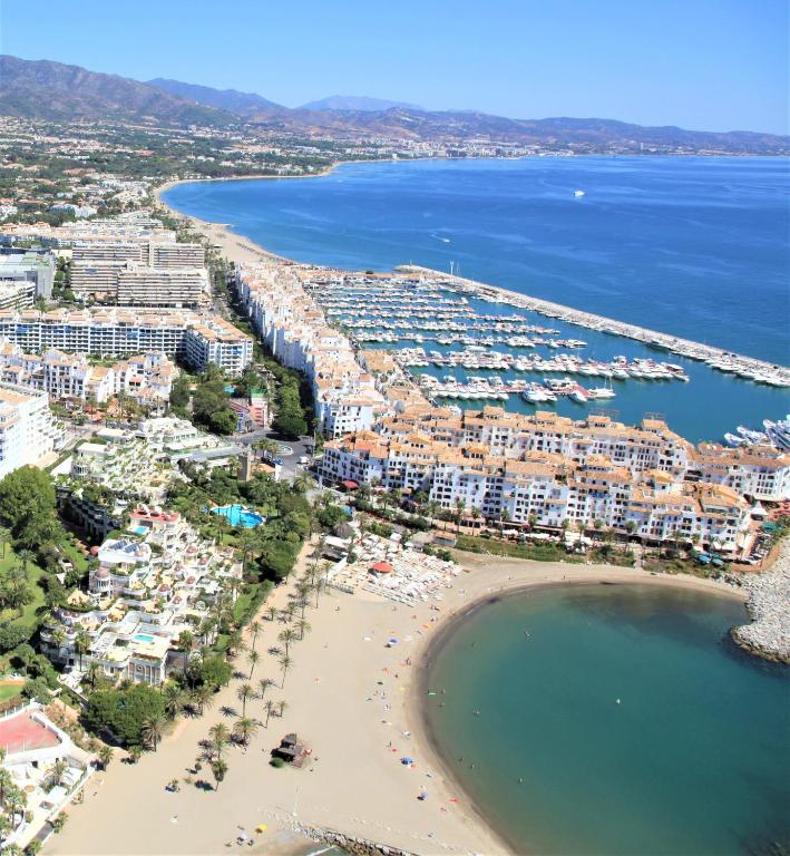 Fotografie z fotogalerie ubytování PUERTO BANUS MARBELLA PLAYAS DEL DUQUE v destinaci Marbella