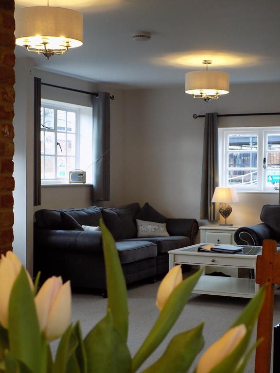 Double Award Winning 1700's Grd 2 listed cottage near Stonehenge - Twee Slaapkamers Huis