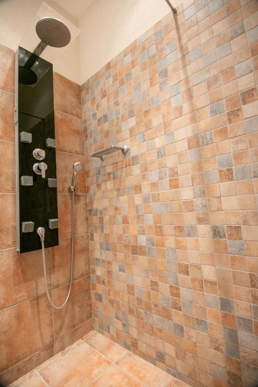 Fotografia z galérie ubytovania Spacious Villa in Kato Pine with Sea View and Private Pool. v destinácii Elunda