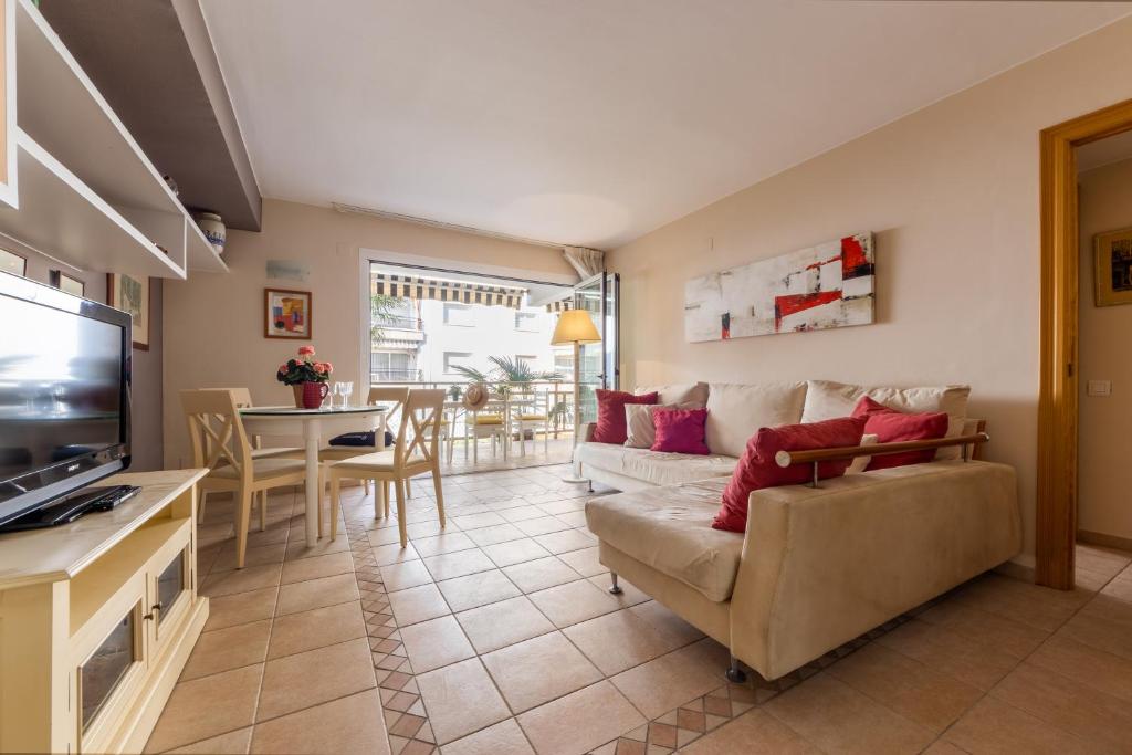 A television and/or entertainment centre at ARAGON PREMIUM ARYSAL
