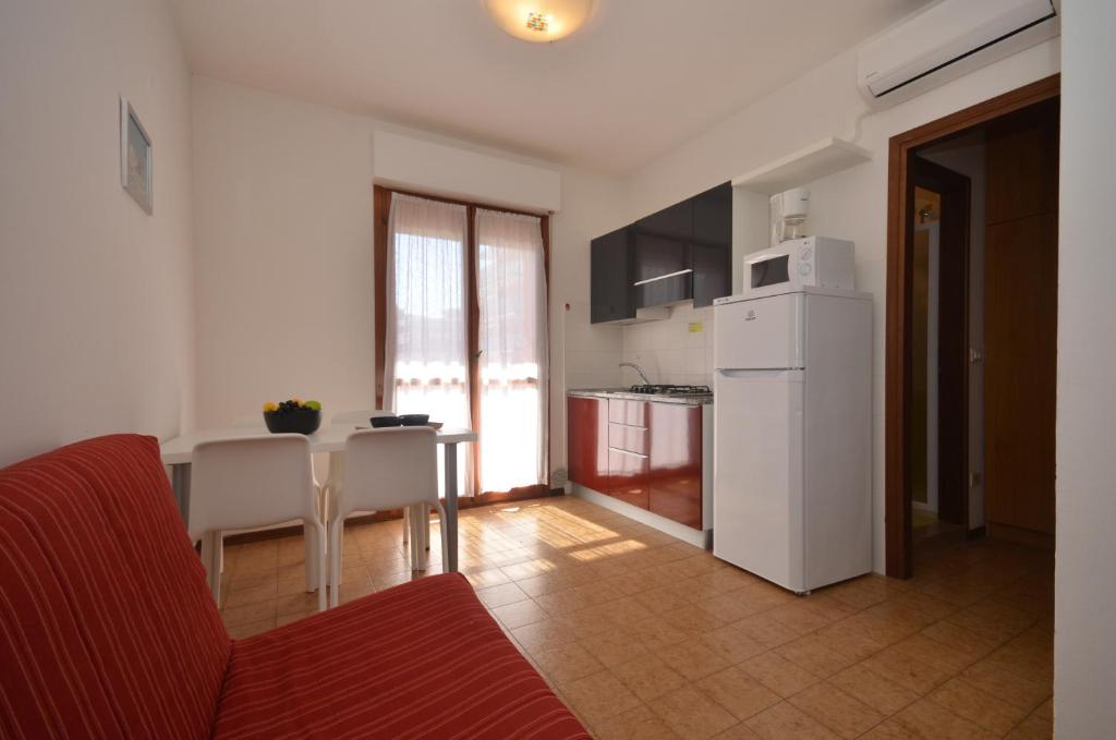 A television and/or entertainment centre at Residence Valbella