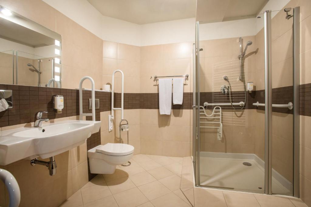 Kúpeľňa v ubytovaní Hotel Ambasadorski Rzeszów