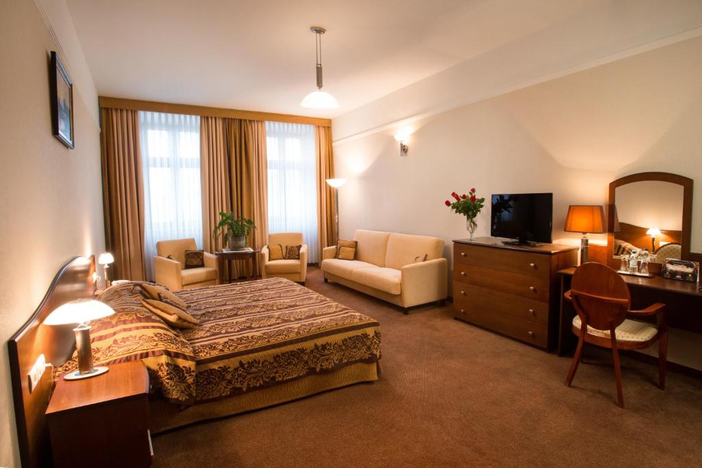 Hotel Ambasadorski Rzeszów - Resim 27