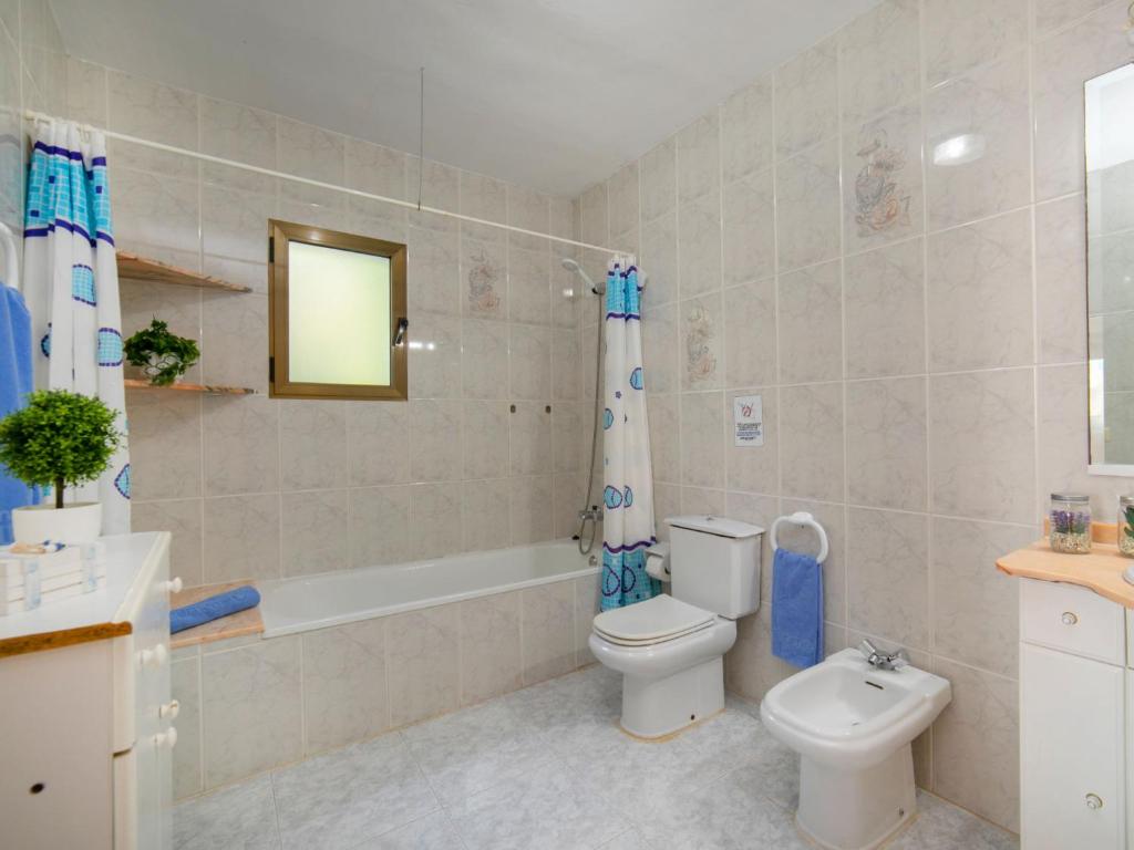 Koupelna v ubytování Villa Mariclara by Interhome