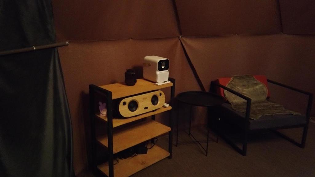 Příslušenství pro přípravu čaje a kávy v ubytování Annas Glamping
