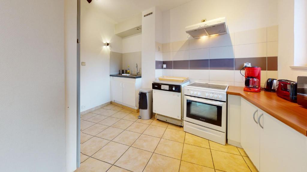 Gîte des Bains PARKING HYPERCENTRE 6-8personnes – photo 36