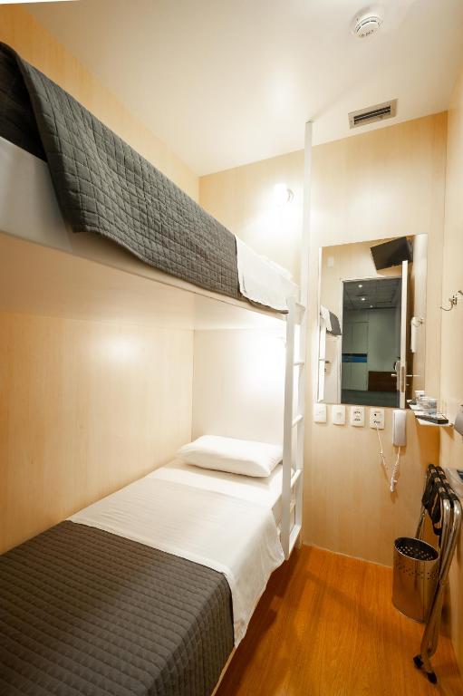 FAST SLEEP Guarulhos by Slaviero Hotéisにあるベッド