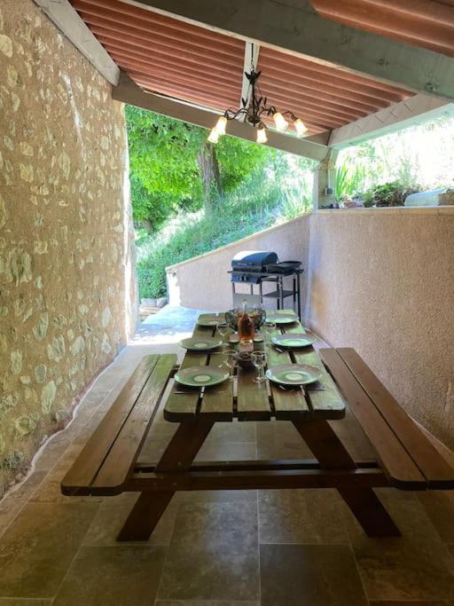 Ogród w obiekcie Petite Maison en Provence