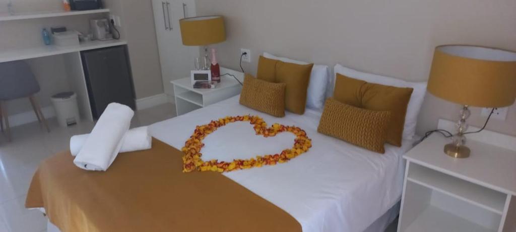 Cape Winelands Business Villas - Luxe Queen Room