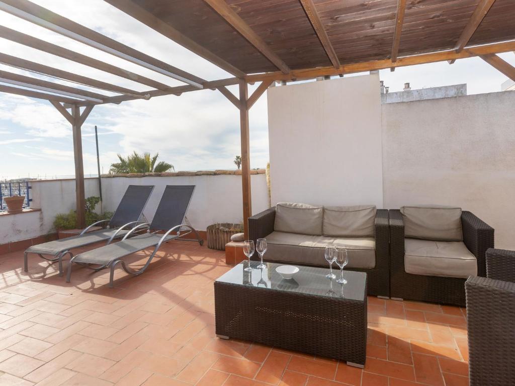 Posedenie v ubytovaní Apartment Port Vilanova by Interhome