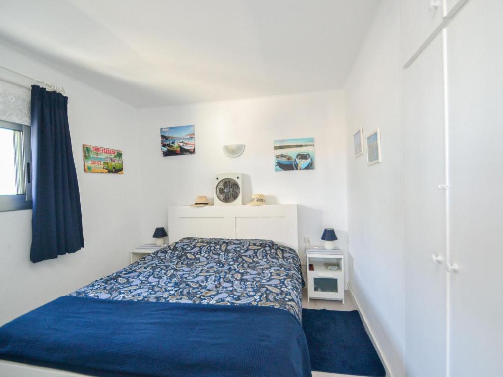 Posteľ alebo postele v izbe v ubytovaní Apartment Layes Cambrils by Interhome