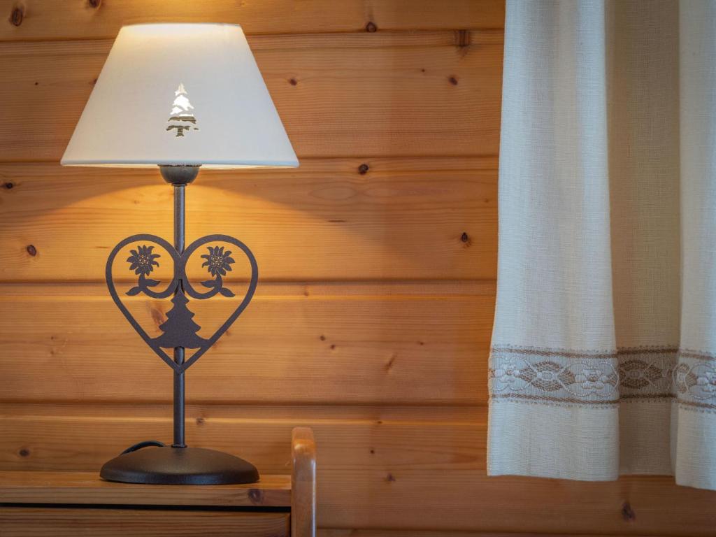 Fotografie z fotogalerie ubytování Chalet Le Sorbier by Interhome v destinaci Chamoson