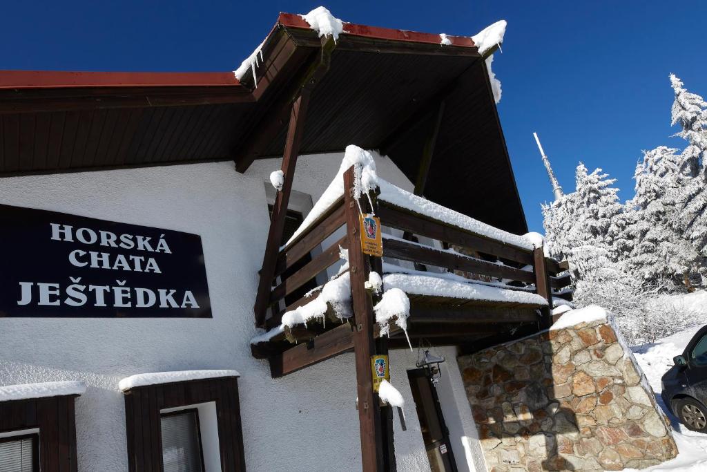 Budova, kde se penzion nachází