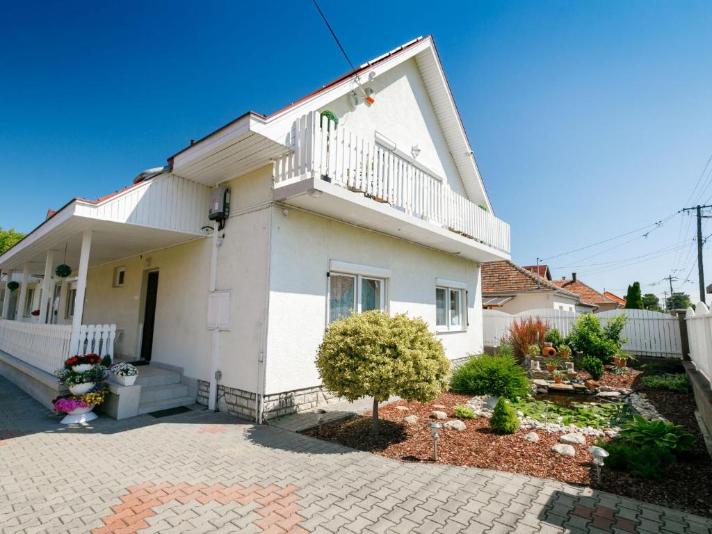 Budova, v ktorej sa apartmán nachádza