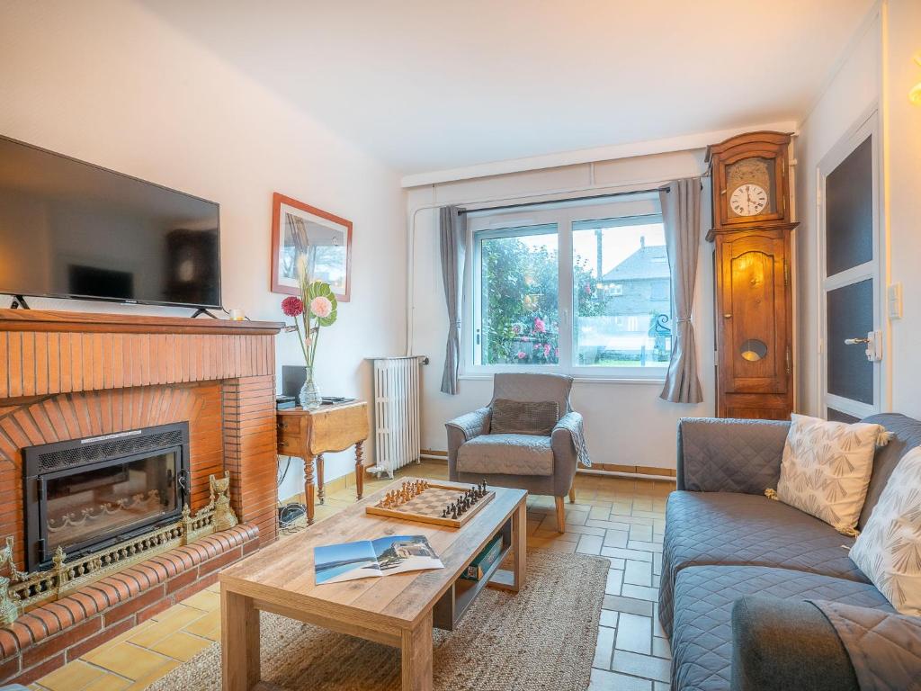 Posedenie v ubytovaní Holiday Home La longue vue by Interhome