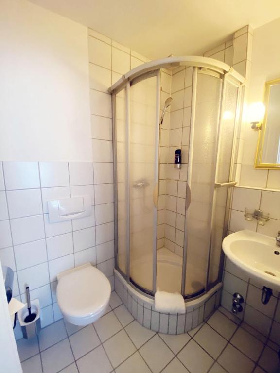 Hotel City Kräme am Römer - Self Check In - Resim 9