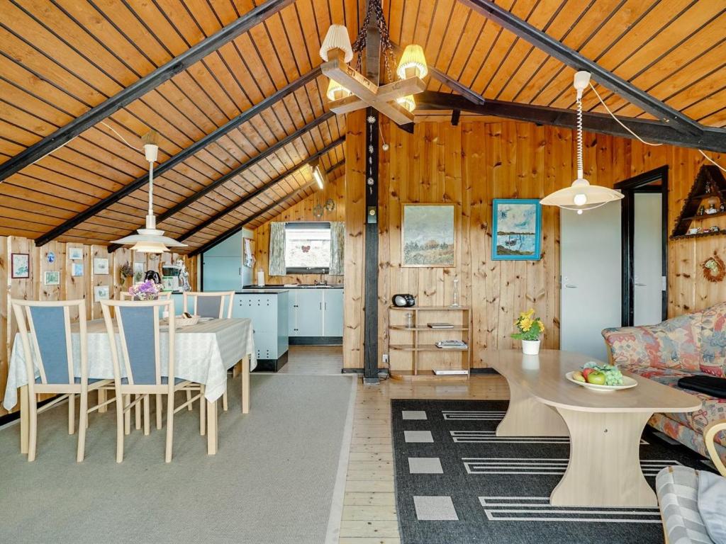 Posezení v ubytování Holiday Home Delia - 300m from the sea by Interhome