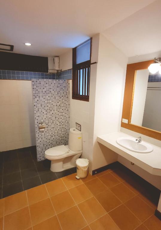 Ein Badezimmer in der Unterkunft Golden Bay Cottage - SHA Extra Plus