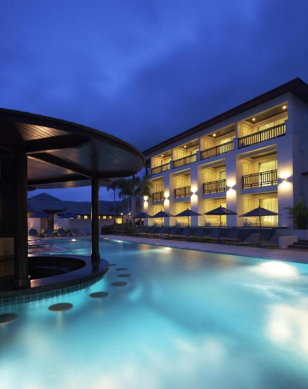 Bazén v ubytování Samui Resotel Beach Resort nebo v jeho okolí