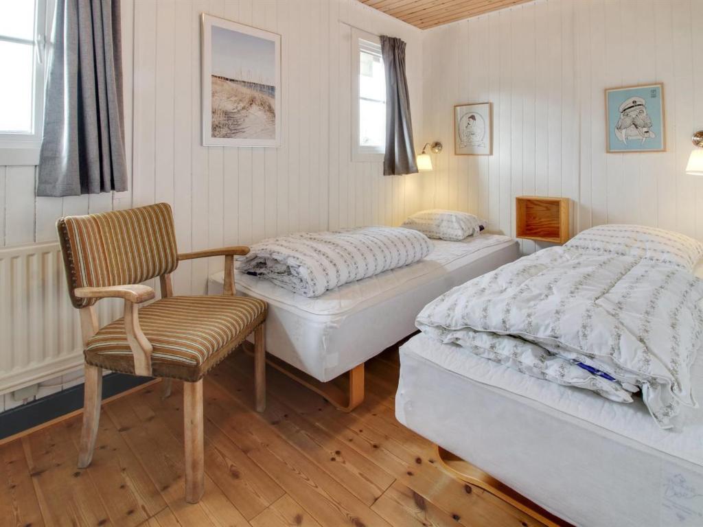 Postel nebo postele na pokoji v ubytování Holiday Home Ahnandia - 500m from the sea by Interhome