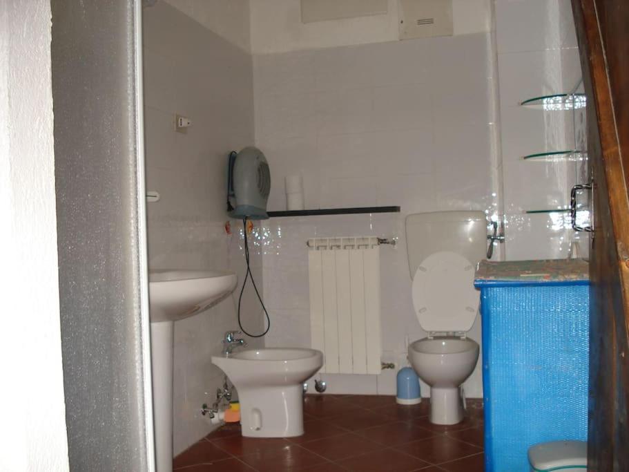 A bathroom at Villa Berio Quattro - Miguel