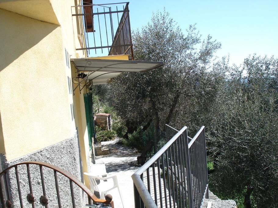 A balcony or terrace at Villa Berio Quattro - Miguel