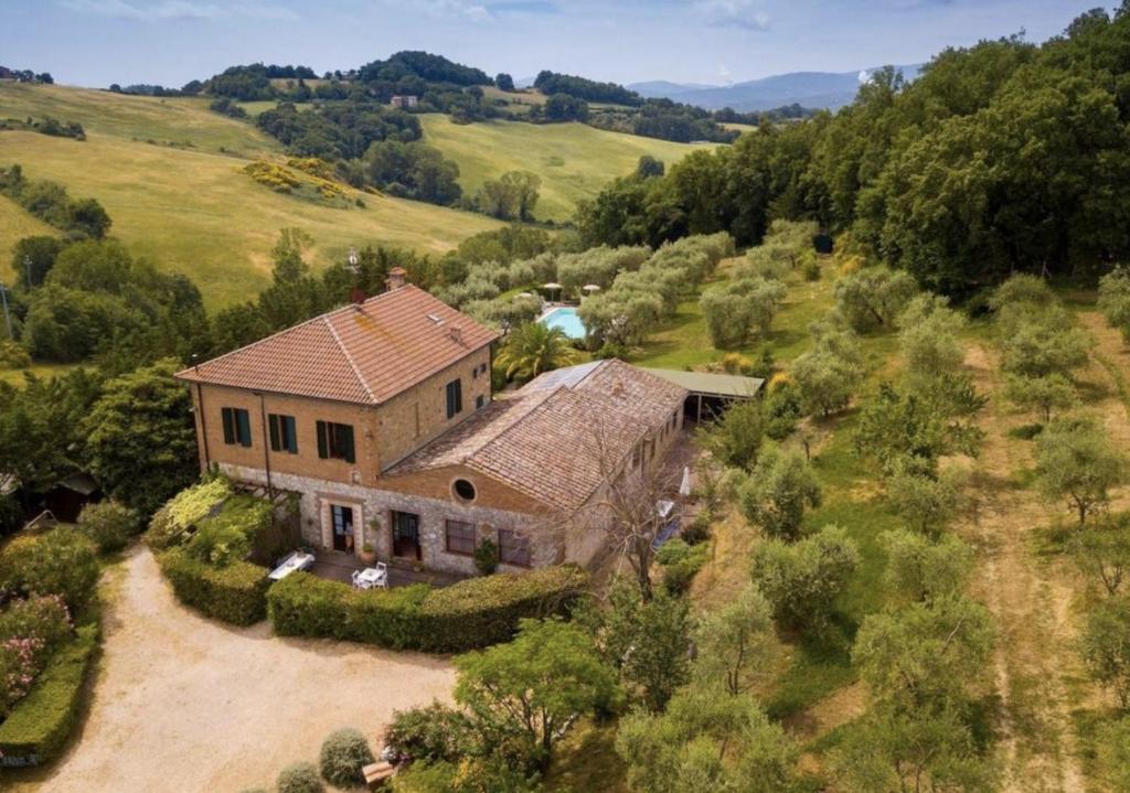 Paesaggio naturale nelle vicinanze della villa