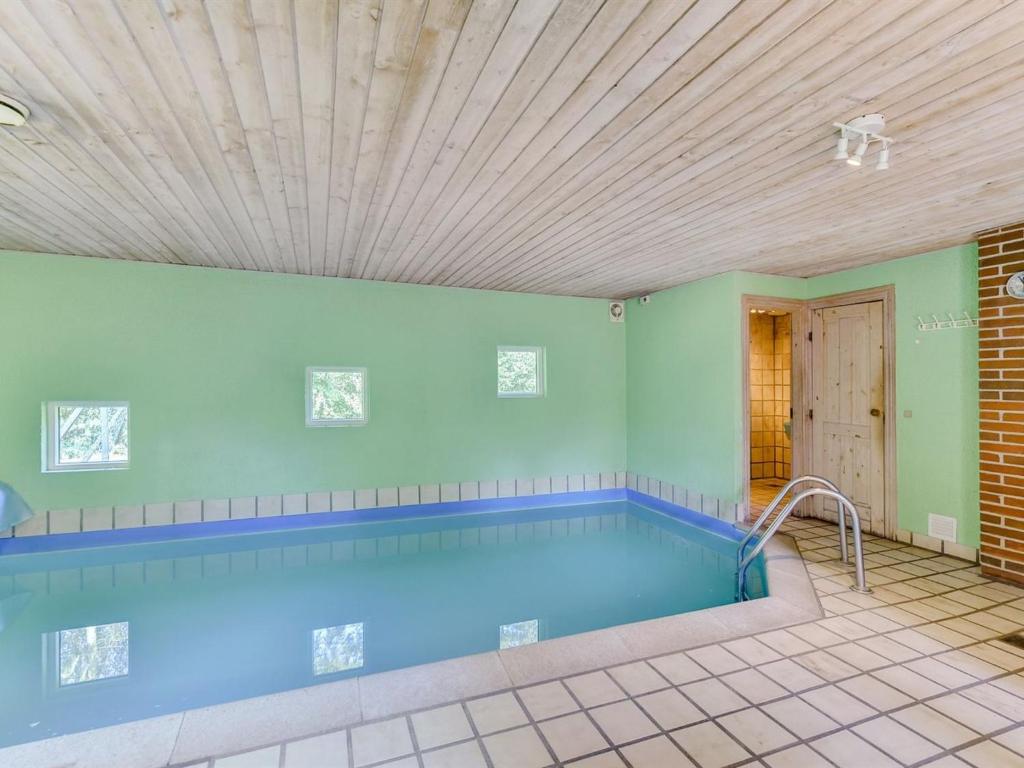 Bazén v ubytování Holiday Home Billing - 11km from the sea by Interhome nebo v jeho okolí