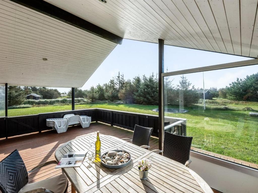 Zahrada ubytování Holiday Home Faye - 600m from the sea by Interhome