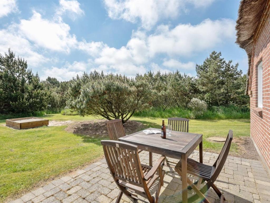 Zahrada ubytování Holiday Home Pasi - 1-2km from the sea by Interhome