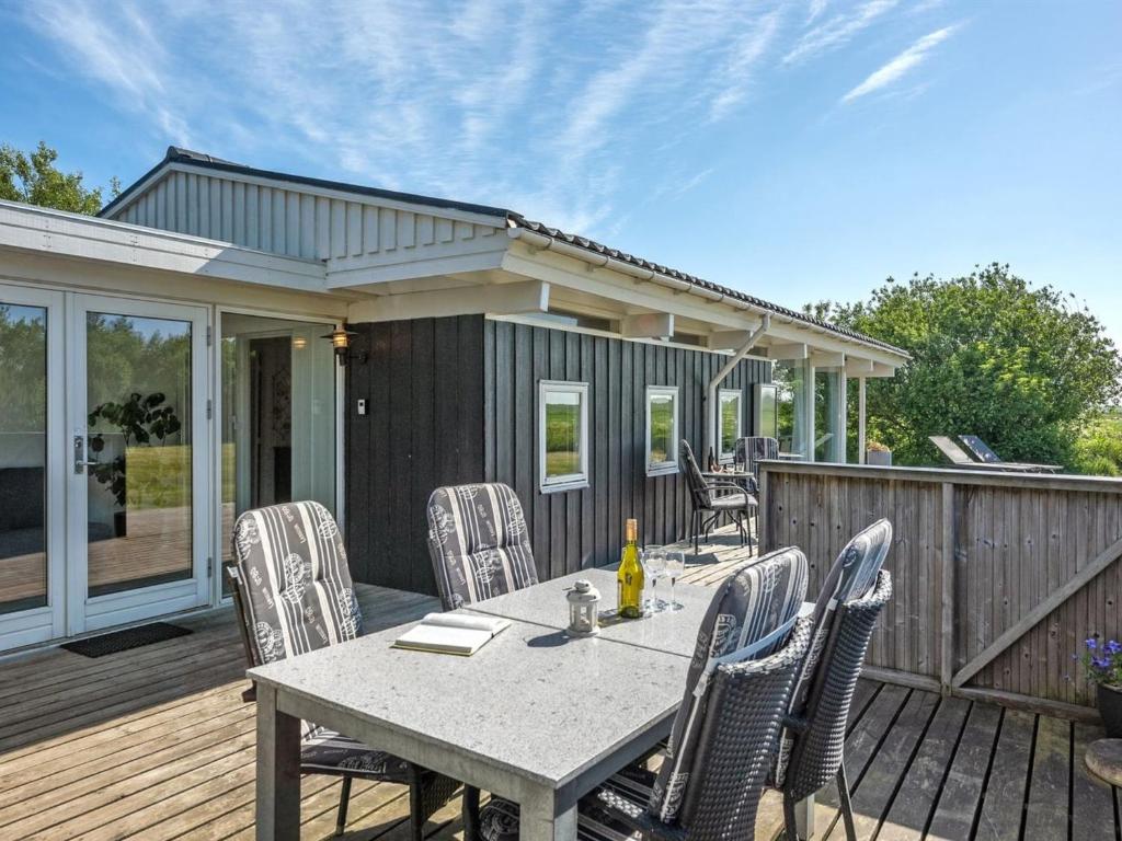 Balkón nebo terasa v ubytování Holiday Home Anund - 1-4km from the sea by Interhome
