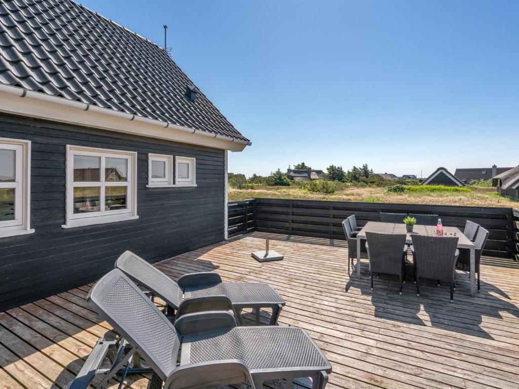 Balkón nebo terasa v ubytování Holiday Home Eliena - 500m from the sea by Interhome