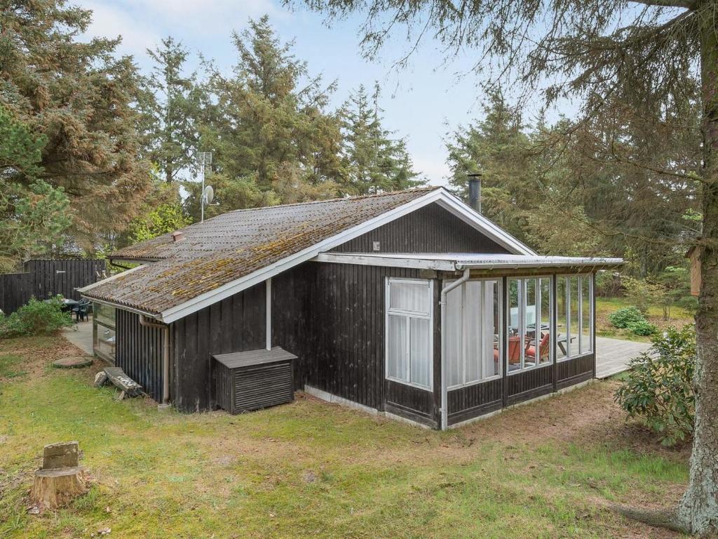 Zahrada ubytování Holiday Home Hamund - 700m from the sea by Interhome