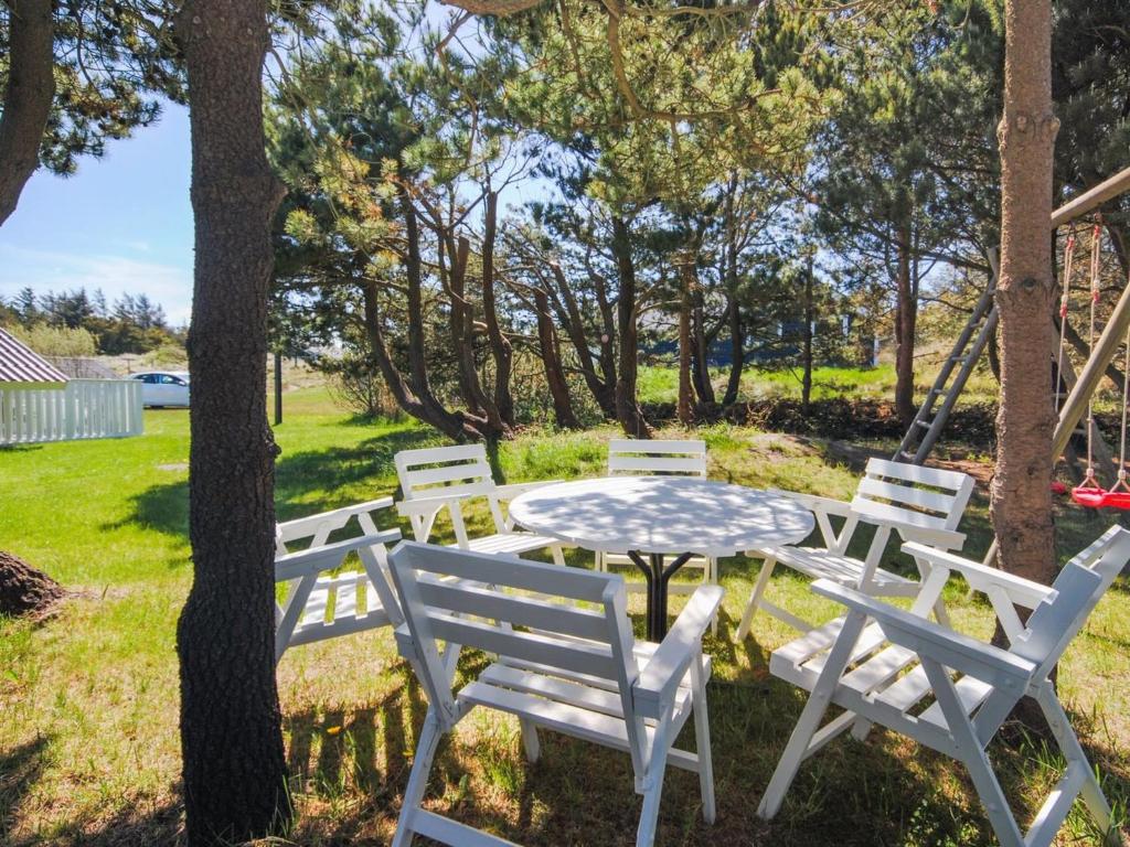 Zahrada ubytování Holiday Home Sakulf - 600m from the sea by Interhome