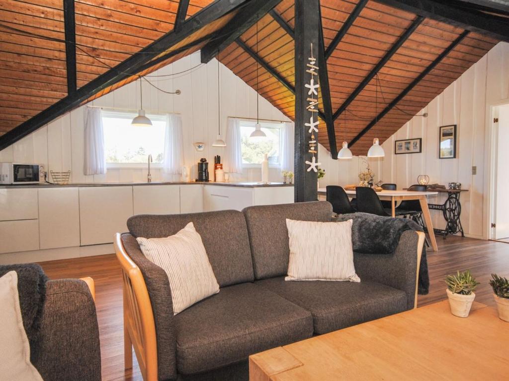 Posezení v ubytování Holiday Home Sakulf - 600m from the sea by Interhome