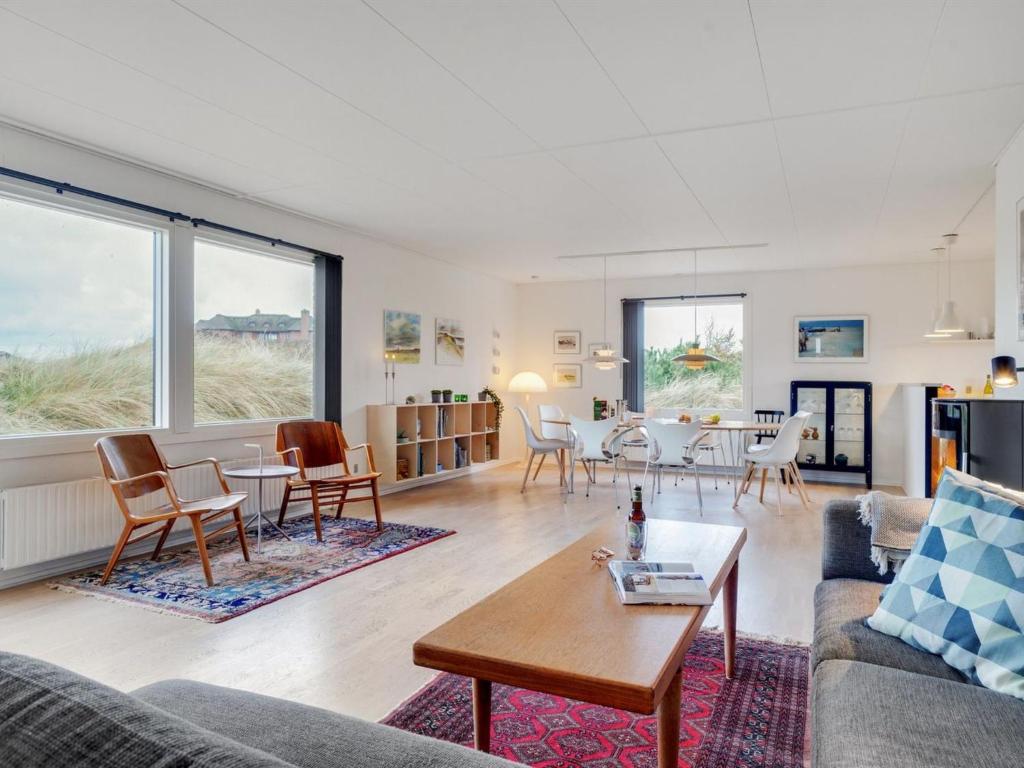 Posezení v ubytování Holiday Home Fridolina - 200m from the sea by Interhome