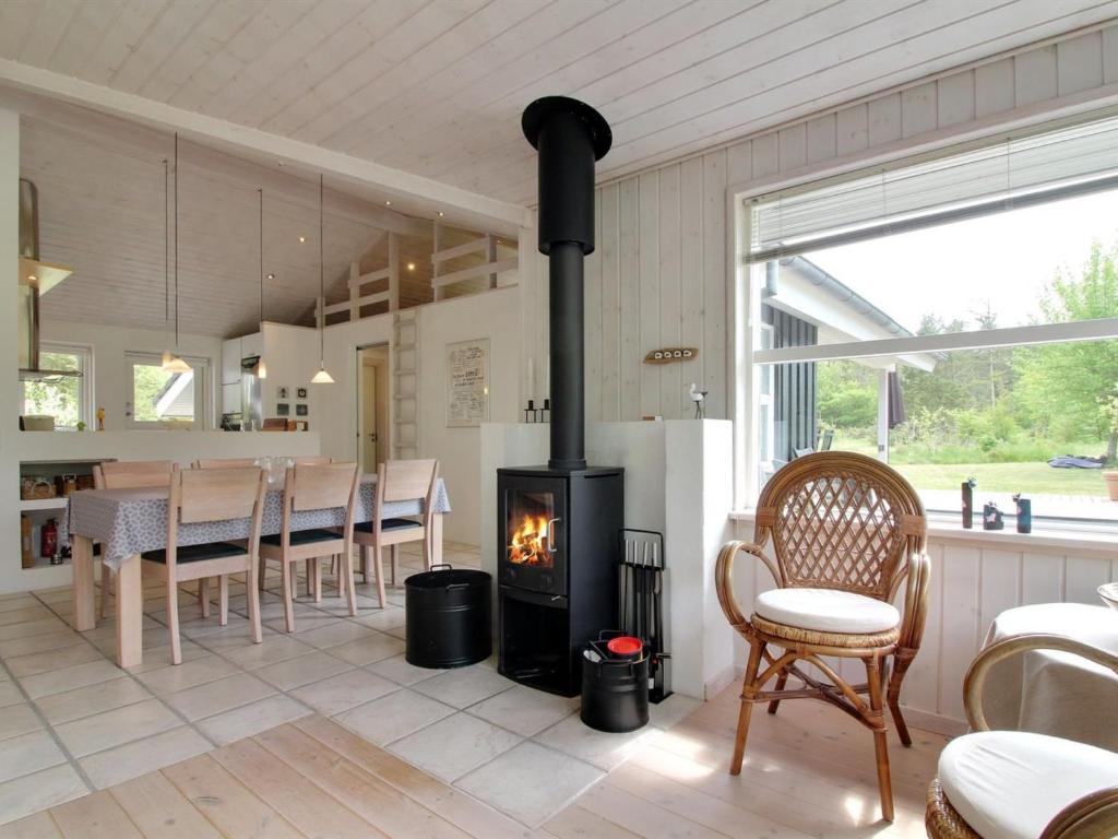 Posezení v ubytování Holiday Home Siljana - 1km from the sea by Interhome