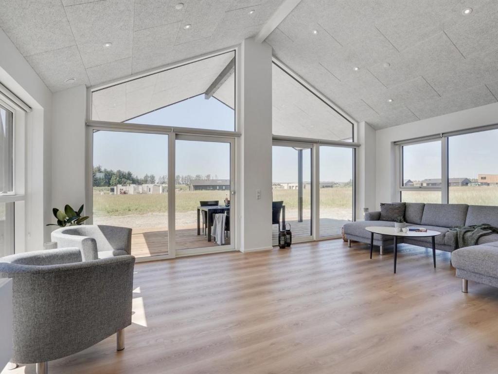 Posezení v ubytování Holiday Home Ambra - 950m from the sea by Interhome