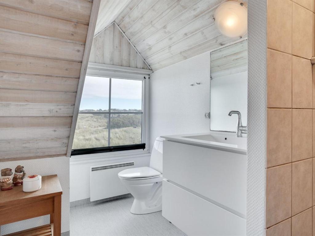 Koupelna v ubytování Holiday Home Maren - 150m from the sea by Interhome