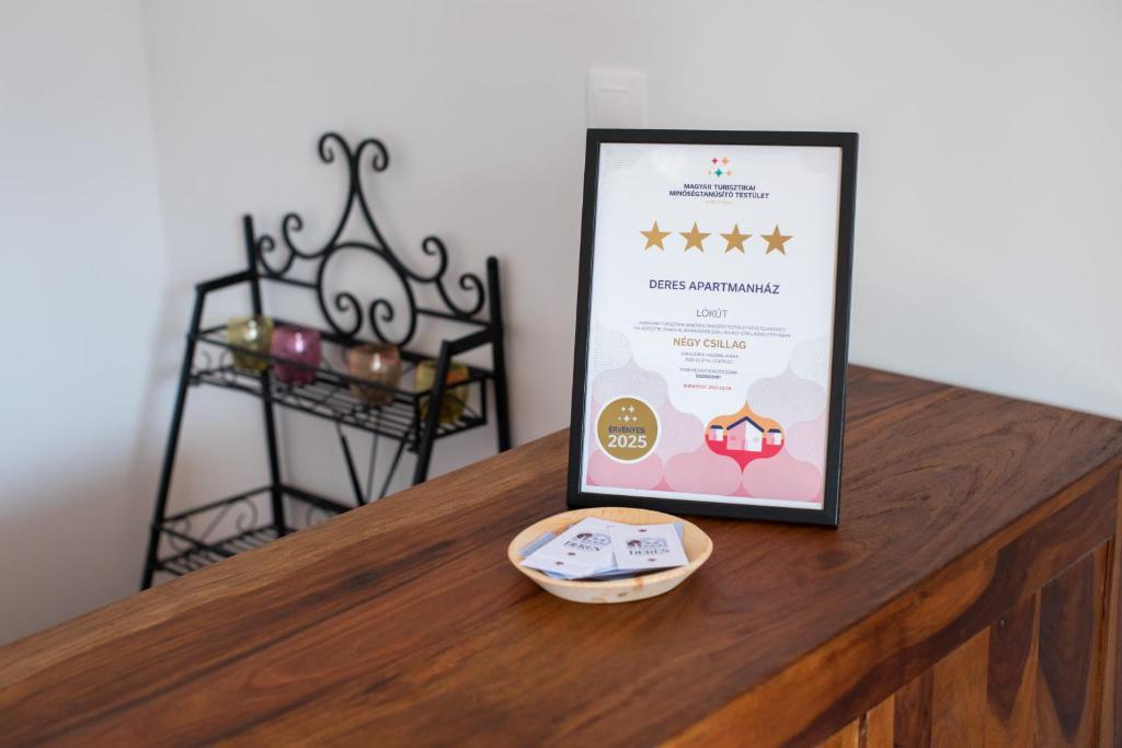 Certifikát, ocenenie alebo iný dokument vystavený v ubytovaní Deres Apartmanház