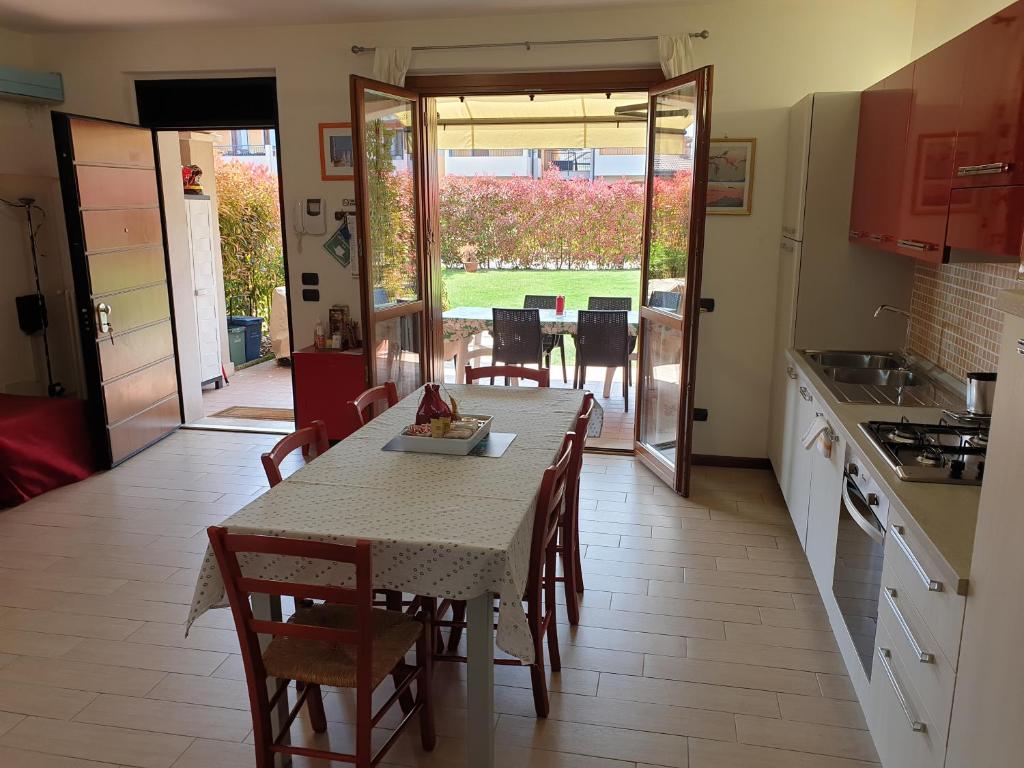Kuchyň nebo kuchyňský kout v ubytování CASA VACANZE DA RIKI