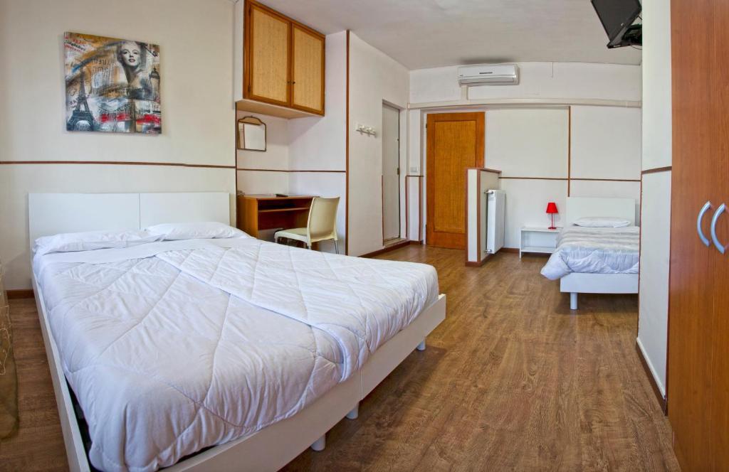Hotel Riviera Sanremo - Triple Room